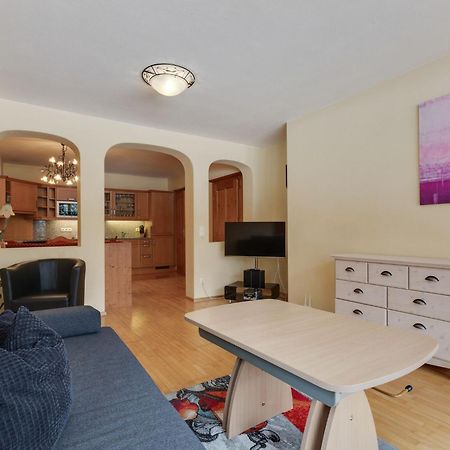 Chalet Apartment In Saalbach Hinterglemm Екстериор снимка